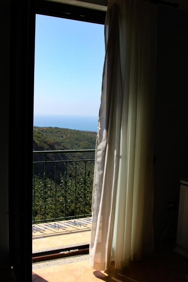 Affittacamere Pantaleone Camerota Buitenkant foto