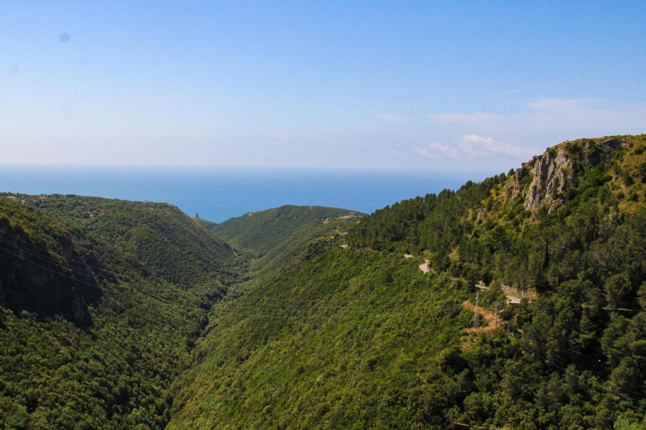 Affittacamere Pantaleone Camerota Buitenkant foto